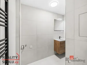 Prodej bytu 3+1, Plzeň - Doubravka, Moravská, 76 m2