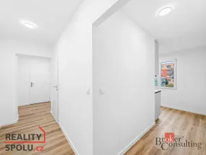 Prodej bytu 3+1, Plzeň - Doubravka, Moravská, 76 m2