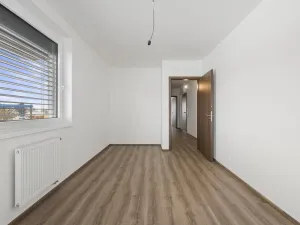 Pronájem bytu 3+kk, Praha, Návarovská, 83 m2