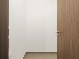 Pronájem bytu 3+kk, Praha, Návarovská, 83 m2