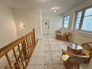 Pronájem obchodního prostoru, Mariánské Lázně, Hlavní třída, 37 m2