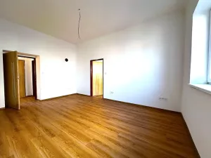 Pronájem bytu 2+kk, Žirovnice, 53 m2