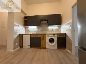 Pronájem bytu 2+1, Hradec Králové, Velké náměstí, 51 m2