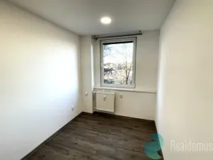 Pronájem bytu 4+1, Velešín, Nad Cihelnou, 78 m2