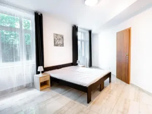 Pronájem bytu 3+kk, Praha - Dolní Počernice, K zámku, 118 m2