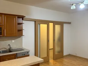 Pronájem bytu 3+kk, Pardubice, Pernerova, 65 m2