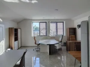 Pronájem obchodního prostoru, Přelouč, Sportovní, 210 m2