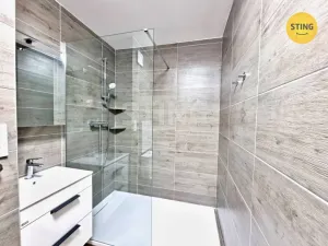 Pronájem bytu 2+1, Chvaletice, U Kulturního domu, 60 m2