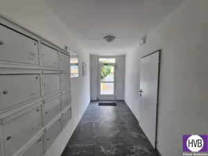 Pronájem bytu 2+kk, Praha, K Šafránce, 40 m2