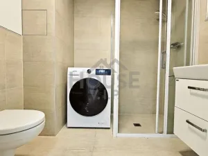 Pronájem bytu 1+kk, Praha - Hloubětín, Kolbenova, 30 m2