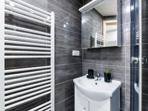 Pronájem bytu 1+kk, Zlín, Vejvanovská, 20 m2