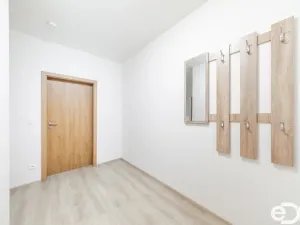 Prodej bytu 2+kk, Chrudim, V Hliníkách, 50 m2