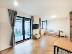 Prodej bytu 1+kk, Tábor, Bechyňská, 38 m2