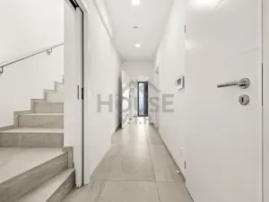 Pronájem rodinného domu, Králův Dvůr - Levín, Na Vyhlídce, 201 m2