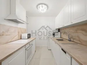 Prodej bytu 5+kk, Praha - Řepy, Mrkvičkova, 106 m2