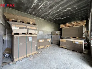 Pronájem výrobních prostor, Věžky, 2322 m2