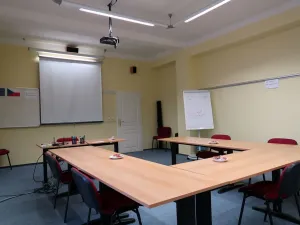 Pronájem kanceláře, Plzeň, náměstí Republiky, 33 m2