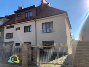 Pronájem bytu 3+1, Praha - Střešovice, Farní, 100 m2