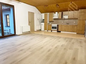 Pronájem bytu 2+kk, Brozany nad Ohří, 69 m2