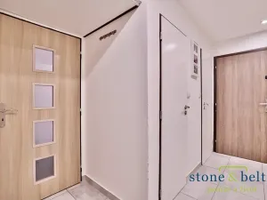 Prodej bytu 2+kk, Praha - Kamýk, Smotlachova, 43 m2