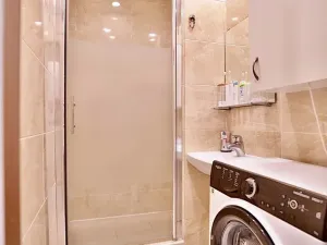 Prodej bytu 2+kk, Praha - Kamýk, Smotlachova, 43 m2