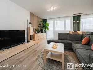 Prodej bytu 3+1, Neratovice, Kojetická, 78 m2