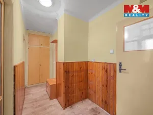 Prodej bytu 3+1, Čerčany, Družstevní, 58 m2