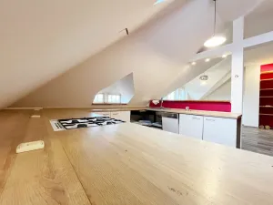 Pronájem bytu 3+1, Teplice, Josefa Šafaříka, 106 m2