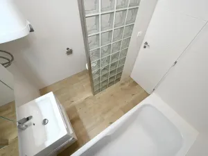 Pronájem bytu 2+kk, Praha - Smíchov, Kroftova, 58 m2