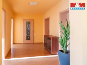 Prodej rodinného domu, Mokrovraty, 375 m2