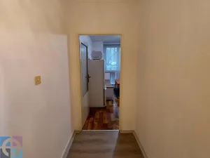 Pronájem bytu 1+kk, Jablonec nad Nisou, Liberecká, 28 m2