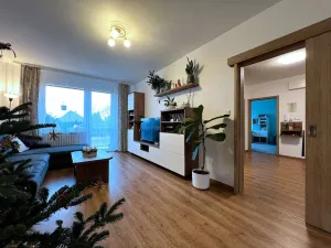 Prodej bytu 4+1, Holice, Na Mušce, 84 m2