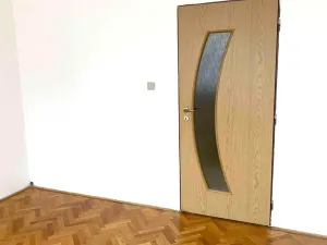 Pronájem bytu 3+1, České Budějovice - České Budějovice 3, Plzeňská, 63 m2