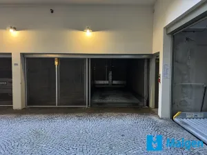 Pronájem garážového stání, Praha - Smíchov, Na Valentince, 10 m2