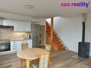 Pronájem bytu 3+kk, Křemže, Náměstí, 76 m2