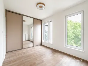 Pronájem bytu 2+kk, Praha - Žižkov, Dagmar Burešové, 62 m2