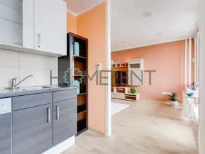 Pronájem bytu 3+1, Praha - Kobylisy, Kaňkovského, 72 m2