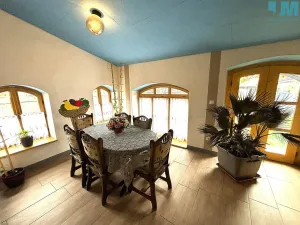 Prodej rodinného domu, Hevlín, 250 m2