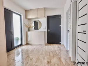 Prodej rodinného domu, Tučapy, 165 m2