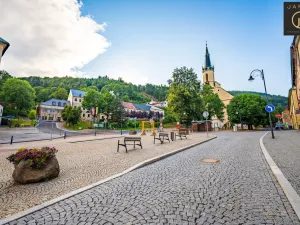 Prodej ubytování, Jáchymov, náměstí Republiky, 249 m2