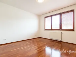 Pronájem bytu 2+kk, Praha, Podnádražní, 55 m2