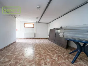 Pronájem obchodního prostoru, Český Brod, Kollárova, 700 m2