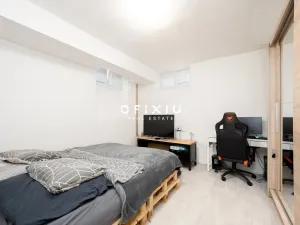 Pronájem bytu 2+kk, Brno, Hostislavova, 43 m2