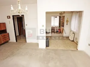 Prodej podílu rodinného domu, Zeleneč, Kasalova, 285 m2