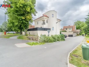 Pronájem bytu 1+kk, Roztoky, Lidická, 33 m2