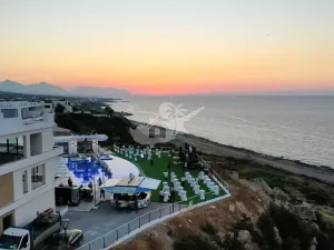 Prodej bytu 2+1, Agios Amvrosios Keryneias, Kypr, 76 m2