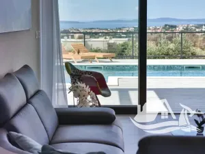 Prodej vily, Split, Chorvatsko, 195 m2