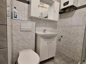 Pronájem bytu 2+1, Praha - Břevnov, Bělohorská, 57 m2