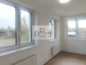Prodej bytu 2+kk, Hevlín, 67 m2