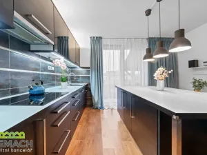 Prodej rodinného domu, Ostrožská Nová Ves, V uličce, 244 m2